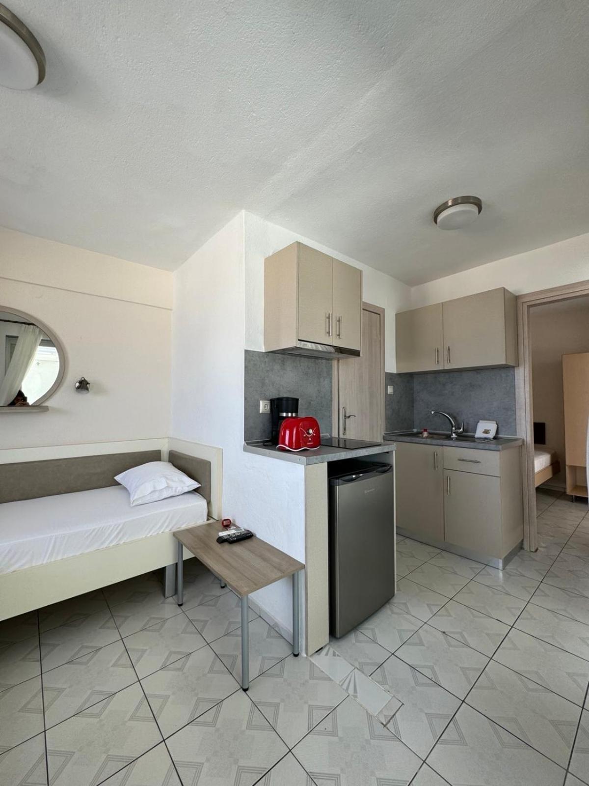 Haus Galini Apartment *